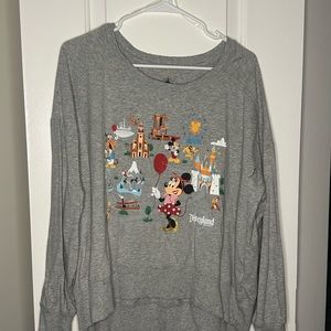 Disney attractions Minnie sweater
